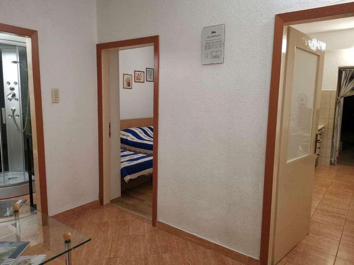 Apartmani Spomenka Seline ภายนอก รูปภาพ