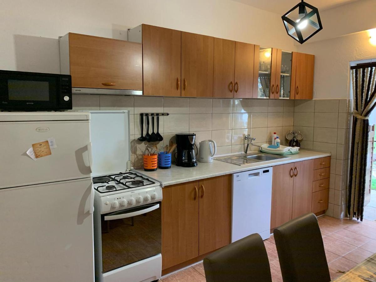 Apartmani Spomenka Seline ภายนอก รูปภาพ