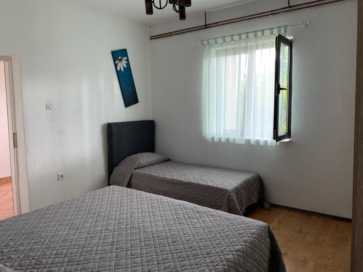 Apartmani Spomenka Seline ภายนอก รูปภาพ
